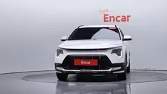 2023 Kia Niro Signature, белый — фото 3