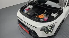 2023 Kia Niro Signature, белый — фото 6