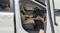 2023 Kia Carnival Diesel 9-Seater Prestige — фото 11