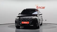 2025 Audi SQ7 4.0 TFSI Quattro — фото 3