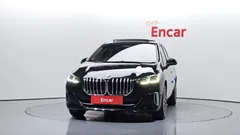 2024 BMW 2-Series 220i Luxury, чёрный — фото 3