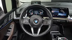 2024 BMW 2-Series 220i Luxury, чёрный — фото 13