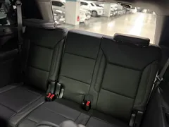 2023 ChevroletGMDaewoo Tahoe 6.2 High Country 4WD, чёрный — фото 9