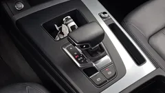 2022 Audi Q5 40 TDI Quattro Sportback, белый — фото 9