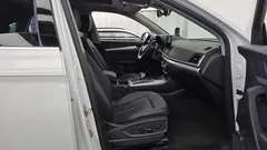 2022 Audi Q5 40 TDI Quattro Sportback, белый — фото 11