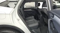2022 Audi Q5 40 TDI Quattro Sportback, белый — фото 12