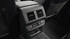 2022 Audi Q5 40 TDI Quattro Sportback, белый — фото 19