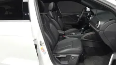2023 Audi Q2 35 TDI Premium, белый — фото 11