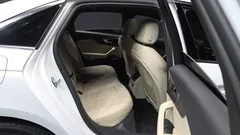2023 Audi A4 40 TFSI Premium — фото 12