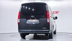 2022 Hyundai Staria Cargo 5-Seater — фото 4