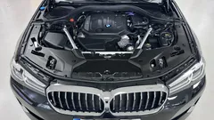 2023 BMW 5-Series 523d Luxury — фото 6