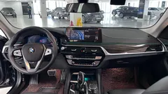 2023 BMW 5-Series 523d Luxury — фото 14