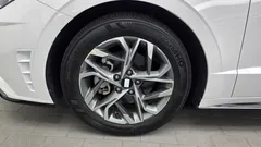 2022 Hyundai Sonata 2.0, белый — фото 5