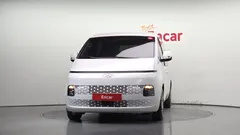 2022 Hyundai Staria Tourer 11-Seater — фото 3