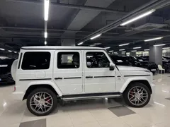 2023 Mercedes-Benz G-Class AMG G63 Manufaktur, белый — фото 2