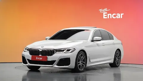 2023 BMW 5-Series 520i M Sport