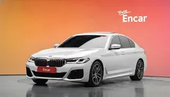 2023 BMW 5-Series 520i M Sport — фото 1