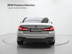 2023 BMW 5-Series 530i M Sport Package — фото 4