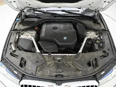 2023 BMW 5-Series 530i M Sport Package — фото 6