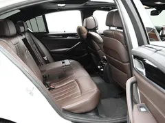 2023 BMW 5-Series 530i M Sport Package — фото 16