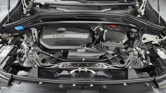 2024 BMW X1 xDrive 20i M Sport, белый — фото 6