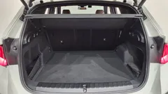2024 BMW X1 xDrive 20i M Sport, белый — фото 20