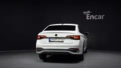 2023 Volkswagen Jetta 1.5 TSI Prestige — фото 4