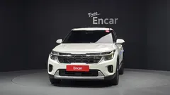 2024 Kia Seltos Gasoline 2.0 2WD, белый — фото 3