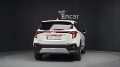 2024 Kia Seltos Gasoline 2.0 2WD, белый — фото 4