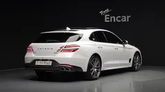 2023 Genesis G70 Gasoline 2.0T 4WD, белый — фото 2