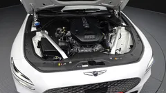 2023 Genesis G70 Gasoline 2.0T 4WD, белый — фото 6