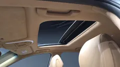 2023 Genesis G70 Gasoline 2.0T 4WD, белый — фото 19
