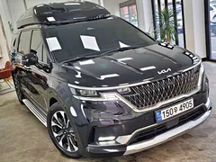 2023 Kia Carnival Diesel 7-Seater Hi-Limousine — фото 3