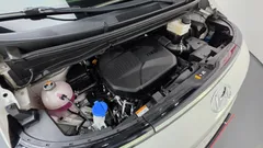 2022 Hyundai Staria 4WD Tourer 9-Seater — фото 6