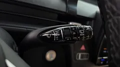 2022 Hyundai Staria 4WD Tourer 9-Seater — фото 19