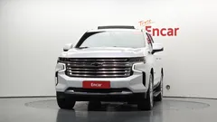 2022 ChevroletGMDaewoo Tahoe 6.2 Dark Knight 4WD, белый — фото 3