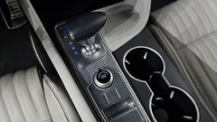 2022 Genesis G70 Gasoline 2.0T 2WD, белый — фото 9
