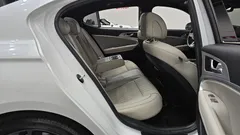 2022 Genesis G70 Gasoline 2.0T 2WD, белый — фото 11