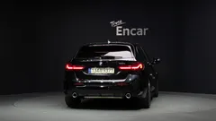 2023 BMW 1-Series 120i M Sports — фото 4