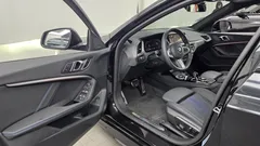 2023 BMW 1-Series 120i M Sports — фото 10