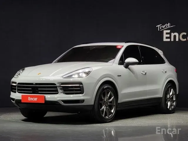 2023 Porsche Cayenne 3.0 E-HYBRID PLATINUM EDITION
