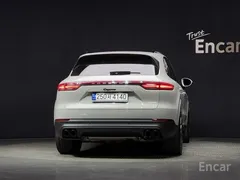2023 Porsche Cayenne 3.0 E-HYBRID PLATINUM EDITION — фото 4