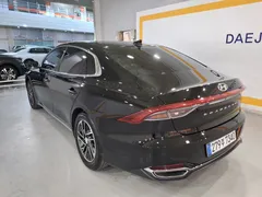 2023 Hyundai Grandeur 3.0 LPi Rent Car — фото 4