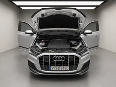 2022 Audi Q7 45 TDI Quattro Premium — фото 2