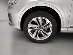 2022 Audi Q7 45 TDI Quattro Premium — фото 7