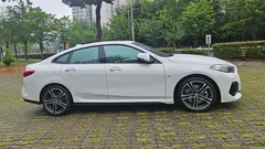 2022 BMW 2-Series 220i M Sports — фото 5