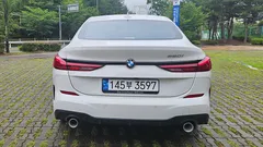 2022 BMW 2-Series 220i M Sports — фото 8