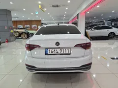 2023 Volkswagen Jetta 1.5 TSI Prestige — фото 4
