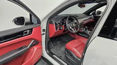 2022 Porsche Cayenne 3.0 Coupe, серо-серебристый — фото 10