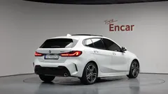 2023 BMW 1-Series 120i M Sports — фото 2